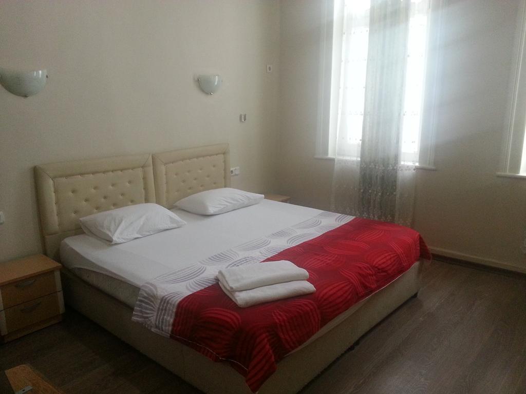 Laguna Otel Pansiyon İzmir Exterior foto